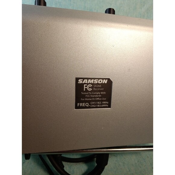 Samson Stage SR266 Dual Wireless Receiver - Picture 4 of 4